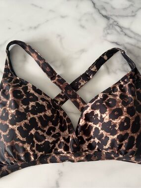 COCOSHIP Leopard Crisscross Bikini Swim Top - 36D Black & Brown